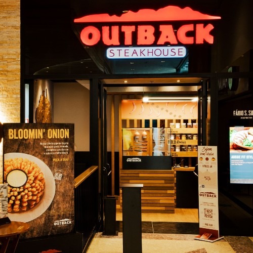 Outback Steakhouse inaugura unidade no Conjunto Nacional