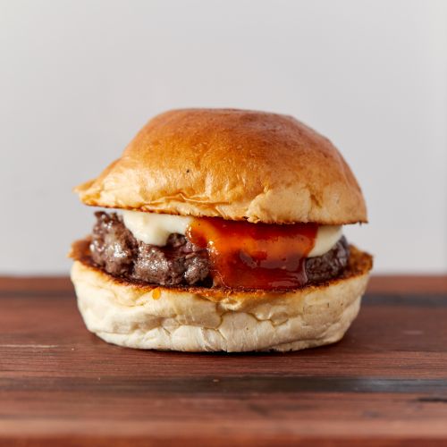 Ricco Burger lança nova versão do sabor Ricco & Julieta_DeBoa Brasília