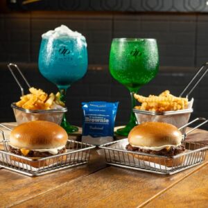 Casa The Famous reinaugura unidade na Asa Norte_DeBoa Brasília