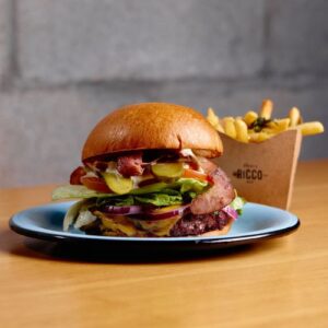 Mané de Águas Claras ganha nova unidade do Ricco Burger_DeBoa Brasília