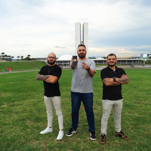 ia.ê promete indicar os melhores bares e restaurantes direto no seu WhatsApp_DeBoa Brasília