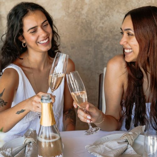 Dia da Mulher conta com opções que vão dos drinks a programação musical_DeBoa Brasília