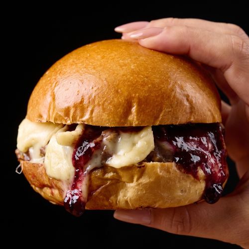 Ricco Burger traz novo hambúrguer em edição limitada_DeBoa Brasília